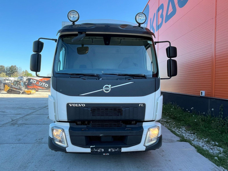 Volvo FL 280 4x2 BOX L=9484 mm - Грузовик с закрытым кузовом: фото 3 Volvo FL 280 4x2 BOX L=9484 mm - Грузовик с закрытым кузовом: фото 3
