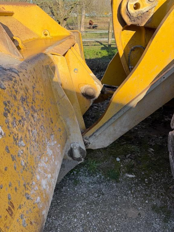 Колёсный погрузчик Caterpillar 966K: фото 7