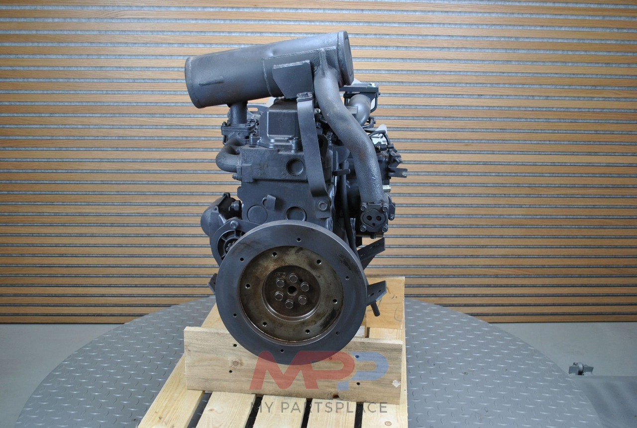 Kubota Gereviseerde Kubota V2403 - Двигатель для Сельскохозяйственной техники: фото 3 Kubota Gereviseerde Kubota V2403 - Двигатель для Сельскохозяйственной техники: фото 3