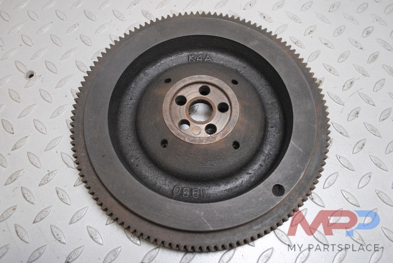 Vliegwiel Mitsubishi K4A, K4C,K4D,K4E, K4F - Маховик: фото 2 Vliegwiel Mitsubishi K4A, K4C,K4D,K4E, K4F - Маховик: фото 2