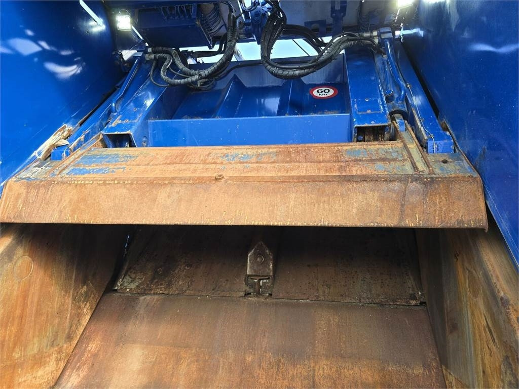 Мусоровоз DAF LF 2011 MOL PUSHER 2000 Garbage Truck: фото 27 Мусоровоз DAF LF 2011 MOL PUSHER 2000 Garbage Truck: фото 27