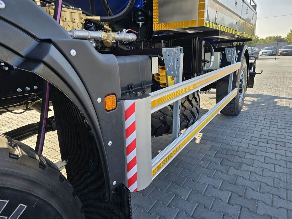 MAN TGM 4x4 GAMON PW8 for collecting liquid waste sepa - Коммунальная/ Специальная техника: фото 4 MAN TGM 4x4 GAMON PW8 for collecting liquid waste sepa - Коммунальная/ Специальная техника: фото 4