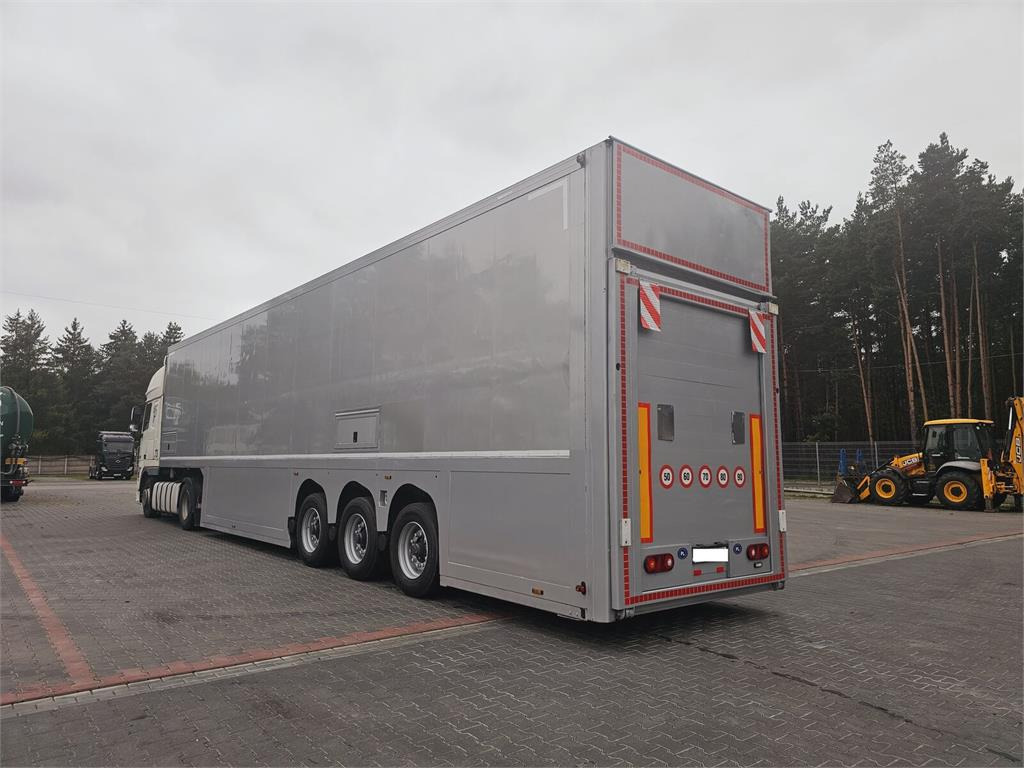 Langendorf DOUBLE LOADING FOR MOTOR COSMETICS Flexliner Inloa - Прицеп-рефрижератор: фото 4 Langendorf DOUBLE LOADING FOR MOTOR COSMETICS Flexliner Inloa - Прицеп-рефрижератор: фото 4