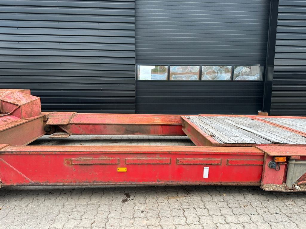 Broshuis Tiefbett / ausziehbar / 2 x verlängerungsträger Broshuis Tiefbett / ausziehbar / 2 x verlängerungsträger - Низкорамный полуприцеп: фото 5 Broshuis Tiefbett / ausziehbar / 2 x verlängerungsträger Broshuis Tiefbett / ausziehbar / 2 x verlängerungsträger - Низкорамный полуприцеп: фото 5