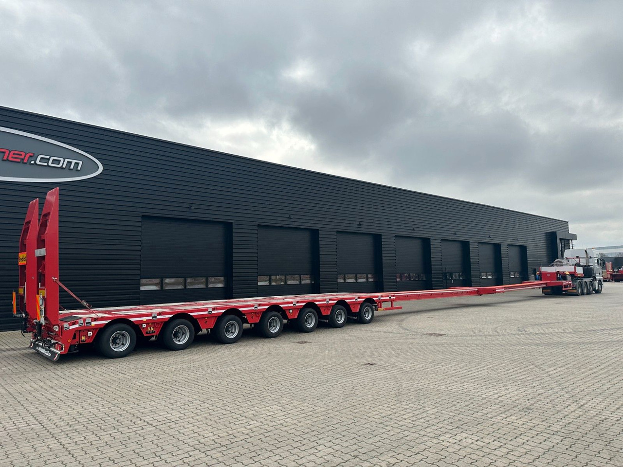 Faymonville Multimax 7 achs. tieflader / 2 x ausziehbar Faymonville Multimax 7 achs. tieflader / 2 x ausziehbar - Низкорамный полуприцеп: фото 2 Faymonville Multimax 7 achs. tieflader / 2 x ausziehbar Faymonville Multimax 7 achs. tieflader / 2 x ausziehbar - Низкорамный полуприцеп: фото 2