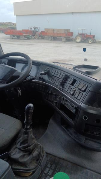 Volvo FH12 430 - Тягач: фото 5 Volvo FH12 430 - Тягач: фото 5