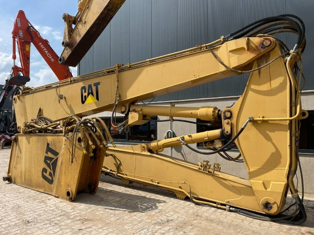 Экскаватор для демонтажных работ CAT 350L UHD -- 31.5 mtr -- Demolition: фото 17 Экскаватор для демонтажных работ CAT 350L UHD -- 31.5 mtr -- Demolition: фото 17