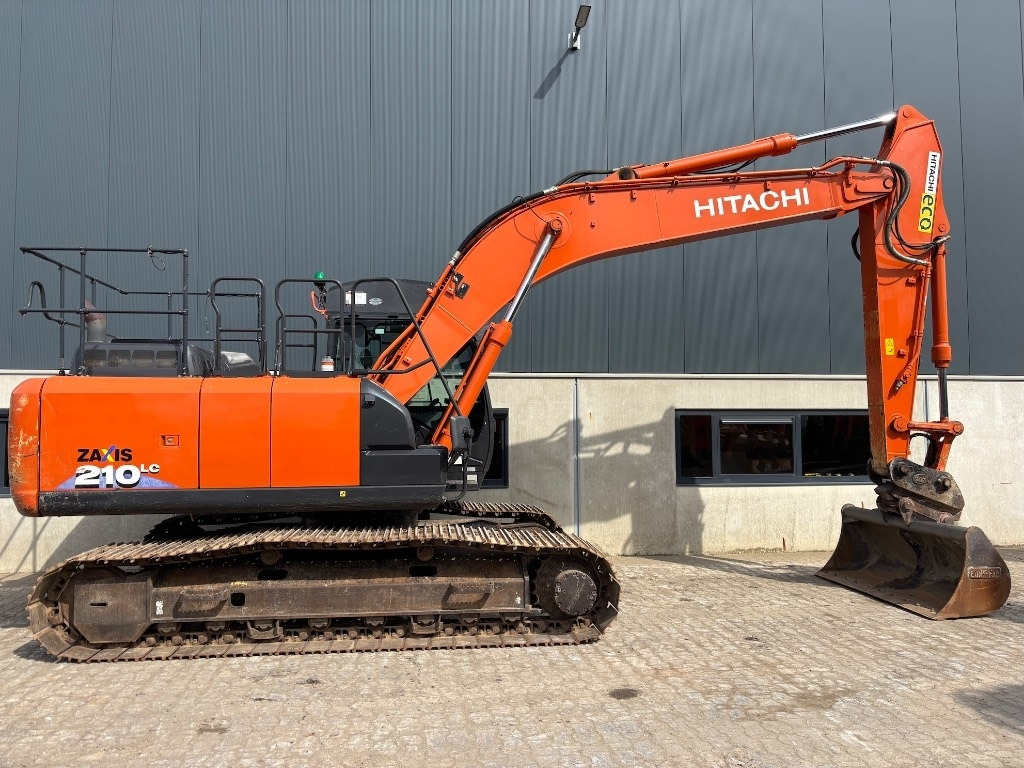 Гусеничный экскаватор Hitachi ZX 210 LC-6: фото 7