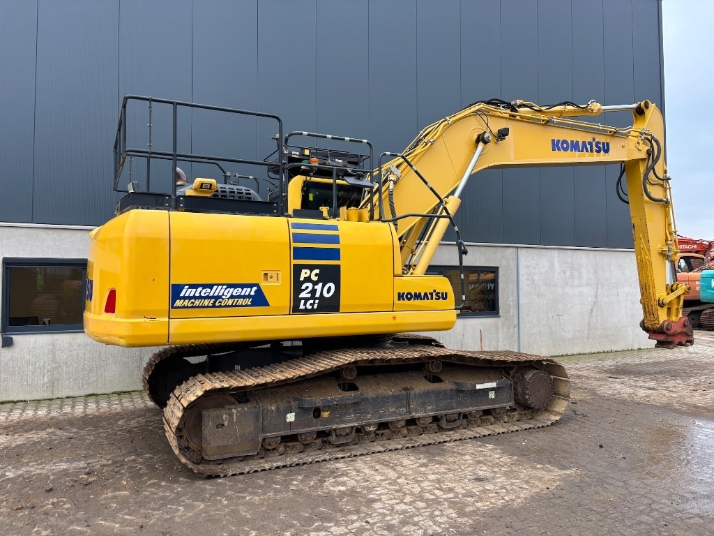 Гусеничный экскаватор Komatsu PC210LC-10 - PC 210 LC-10 - PC 210 - PC210LC-11: фото 6 Гусеничный экскаватор Komatsu PC210LC-10 - PC 210 LC-10 - PC 210 - PC210LC-11: фото 6