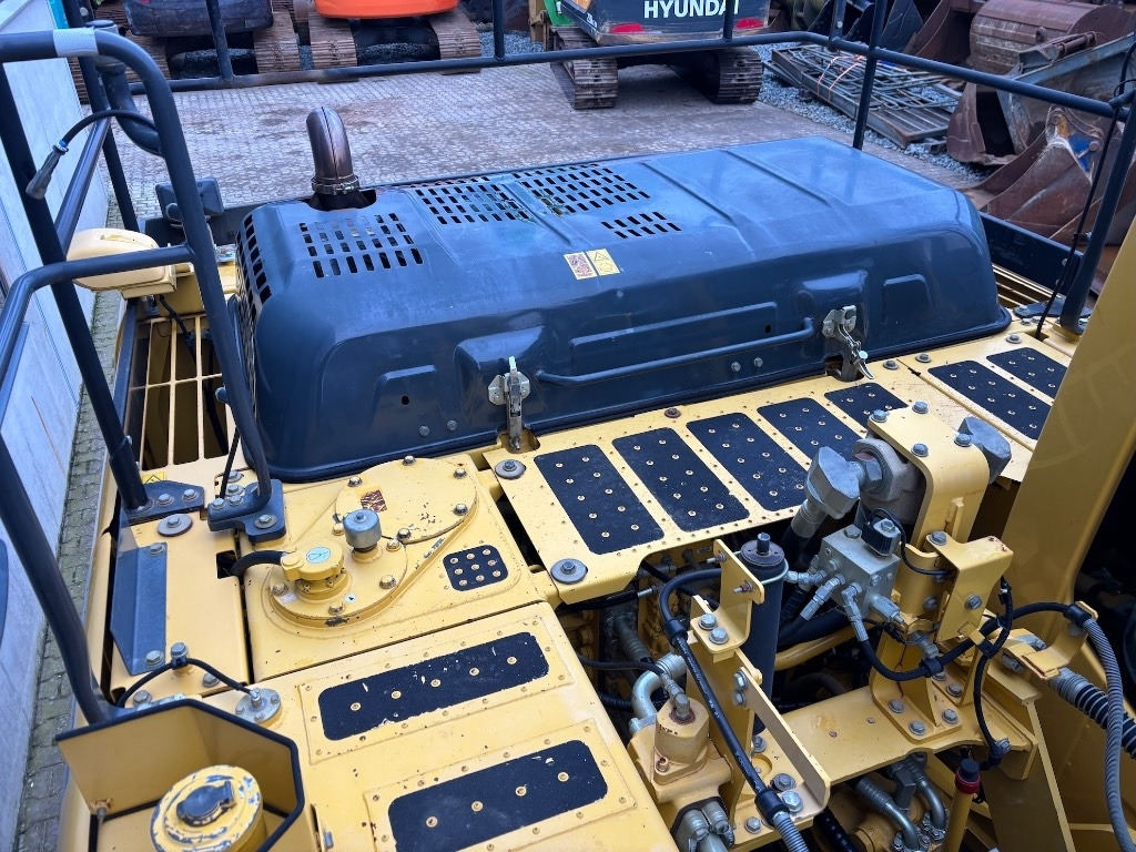 Гусеничный экскаватор Komatsu PC210LC-10 - PC 210 LC-10 - PC 210 - PC210LC-11: фото 27 Гусеничный экскаватор Komatsu PC210LC-10 - PC 210 LC-10 - PC 210 - PC210LC-11: фото 27