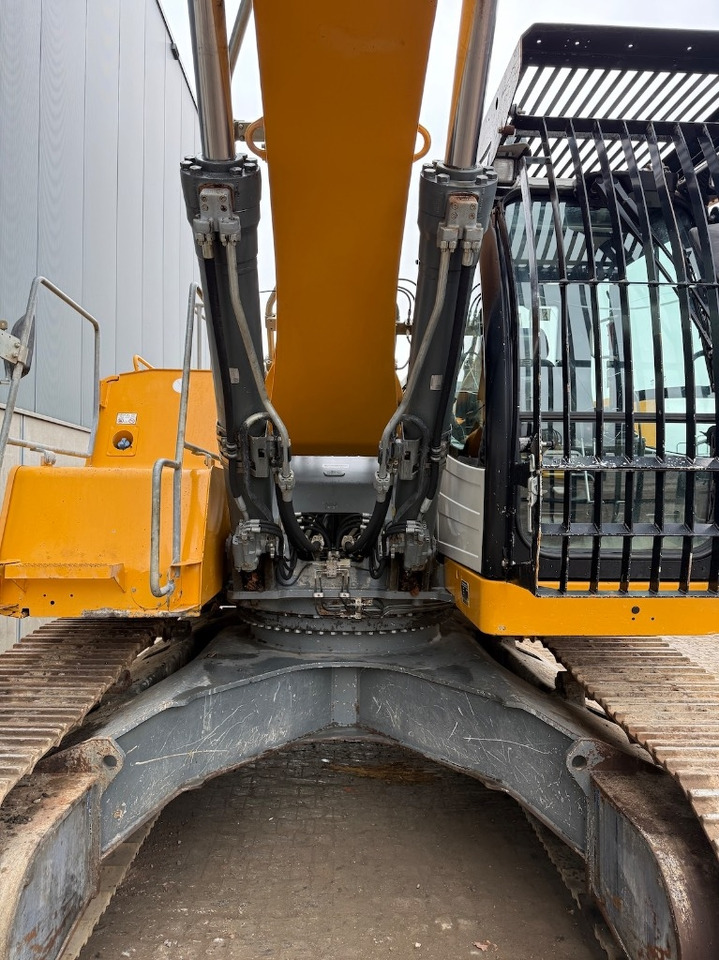 Liebherr R 946 LC - R946 - R946LC - R 938 - Гусеничный экскаватор: фото 5 Liebherr R 946 LC - R946 - R946LC - R 938 - Гусеничный экскаватор: фото 5