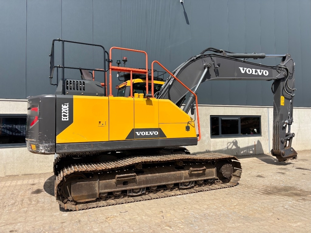 Гусеничный экскаватор Volvo EC 220 E L - EC220: фото 7