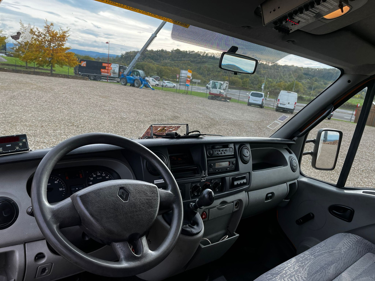 RENAULT Mascott DCI 160 CAISSE + HAYON - Грузовик с закрытым кузовом: фото 5 RENAULT Mascott DCI 160 CAISSE + HAYON - Грузовик с закрытым кузовом: фото 5