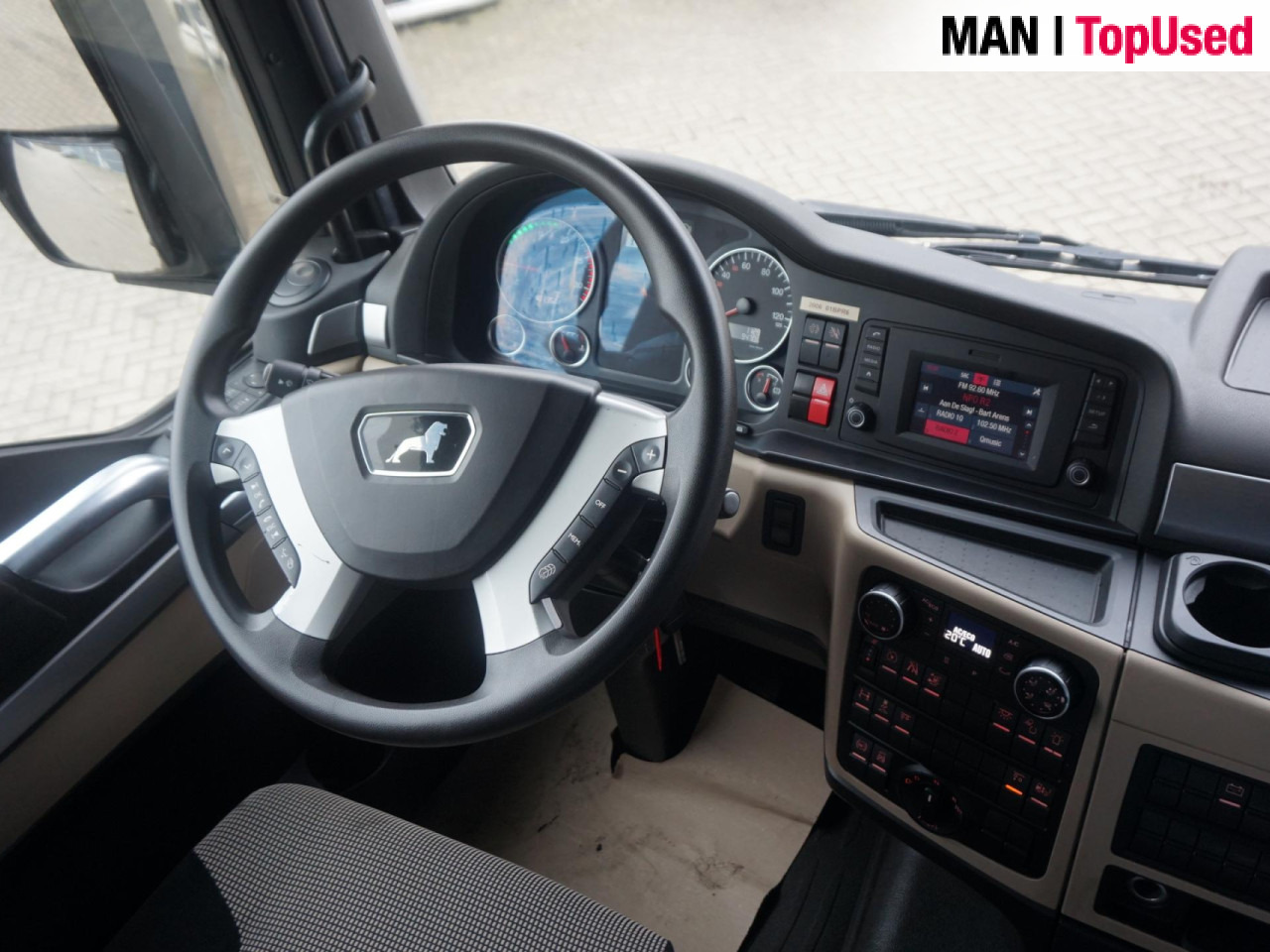 MAN TGX 26.470 6X2/4 BLS - Тягач: фото 3 MAN TGX 26.470 6X2/4 BLS - Тягач: фото 3