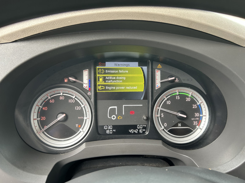 DAF LF 210 FA / 12 Ton / 454 dkm / Pritsch-Plane / LBW / NL Truck - Тентованный грузовик: фото 4 DAF LF 210 FA / 12 Ton / 454 dkm / Pritsch-Plane / LBW / NL Truck - Тентованный грузовик: фото 4