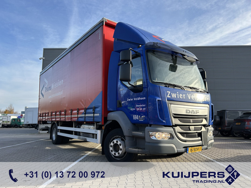 DAF LF 210 FA / 12 Ton / 557 dlm / Curtainside / Loadlift / APK TUV 05-26 - Тентованный грузовик: фото 1 DAF LF 210 FA / 12 Ton / 557 dlm / Curtainside / Loadlift / APK TUV 05-26 - Тентованный грузовик: фото 1