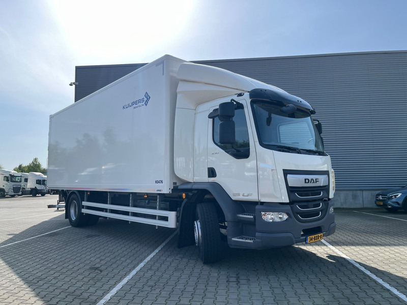 DAF LF 230 FA 18 Ton Box met Laadklep / Te huur - Bel 013-7200971 voor de mogelijkheden ! - Грузовик с закрытым кузовом: фото 1 DAF LF 230 FA 18 Ton Box met Laadklep / Te huur - Bel 013-7200971 voor de mogelijkheden ! - Грузовик с закрытым кузовом: фото 1