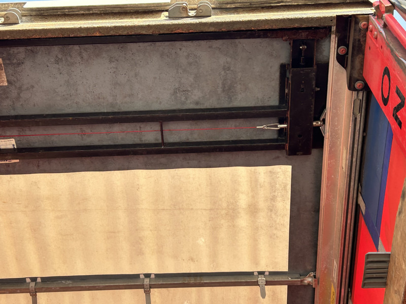 Krone Profi Liner / Curtainside / VALX Drum / NL Trailer - Тентованный полуприцеп: фото 4 Krone Profi Liner / Curtainside / VALX Drum / NL Trailer - Тентованный полуприцеп: фото 4