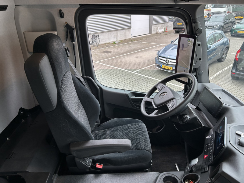 Mercedes-Benz Actros 2124 / Carrier Koeler -30 gr / Cheraeu / Laadklep / APK 01-26 - Рефрижератор: фото 3 Mercedes-Benz Actros 2124 / Carrier Koeler -30 gr / Cheraeu / Laadklep / APK 01-26 - Рефрижератор: фото 3