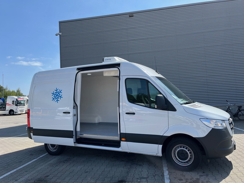 Mercedes-Benz Sprinter 317 1.9 CDI H2 L2 / NIEUW ! / 2024 Kenteken / Thermo King Koeler - Фургон-рефрижератор: фото 3 Mercedes-Benz Sprinter 317 1.9 CDI H2 L2 / NIEUW ! / 2024 Kenteken / Thermo King Koeler - Фургон-рефрижератор: фото 3