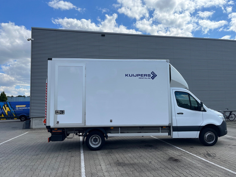 Mercedes-Benz Sprinter 515 1.9 CDI / Box 4.4 mtr / Laadklep / Zijdeur - Фургон с закрытым кузовом: фото 2 Mercedes-Benz Sprinter 515 1.9 CDI / Box 4.4 mtr / Laadklep / Zijdeur - Фургон с закрытым кузовом: фото 2