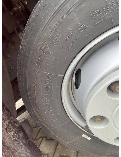 Тентованный грузовик Renault D 210 Euro 6 / 12 Ton / 282 dkm / Schuifzeil / Laadklep / APK TUV 07-25: фото 14