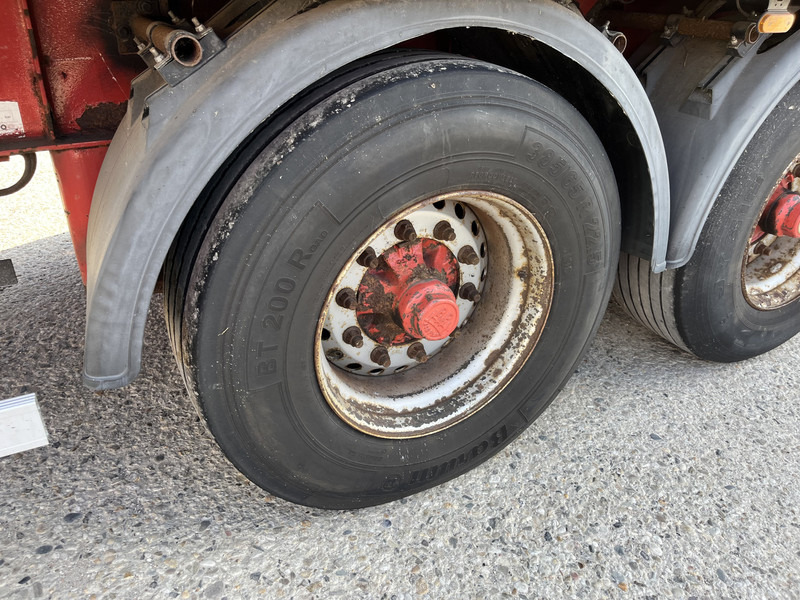 Samro ST 39 WH / Curtainside / 3 axle BPW Disk / NL Trailer - Тентованный полуприцеп: фото 5 Samro ST 39 WH / Curtainside / 3 axle BPW Disk / NL Trailer - Тентованный полуприцеп: фото 5