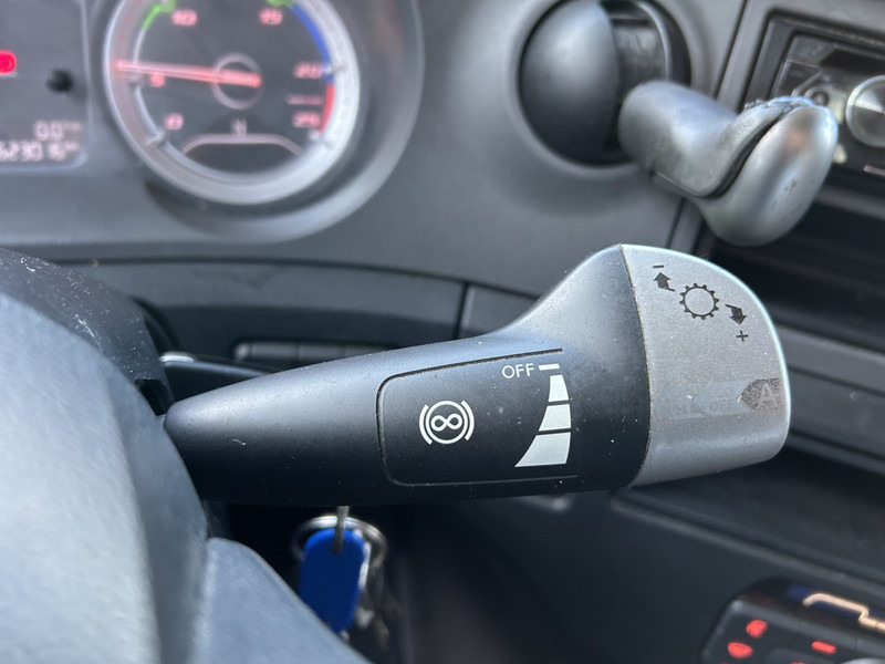 DAF CF 410 FT Space Cab / 623 dkm / New Tacho V2 / APK TUV 03-26 - Тягач: фото 5 DAF CF 410 FT Space Cab / 623 dkm / New Tacho V2 / APK TUV 03-26 - Тягач: фото 5