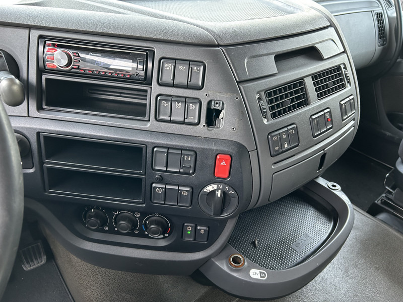 DAF XF 440 FT SC / Mega - Low Deck / Smart Tacho V2 / 2 Tanks / Stand Klima - Тягач: фото 5 DAF XF 440 FT SC / Mega - Low Deck / Smart Tacho V2 / 2 Tanks / Stand Klima - Тягач: фото 5