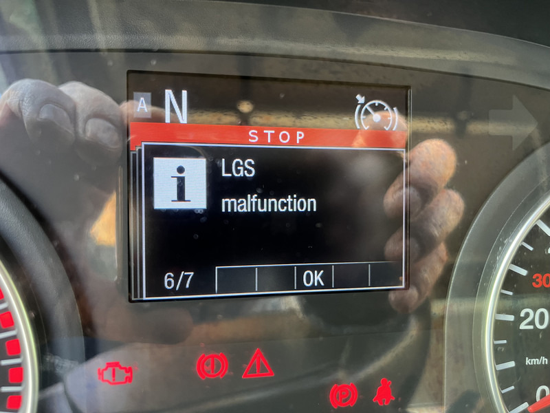 MAN TGX 18.460 XXL / Motor Defect -> Not Running / Retarder / 526 dkm / 2 Tanks - Тягач: фото 5 MAN TGX 18.460 XXL / Motor Defect -> Not Running / Retarder / 526 dkm / 2 Tanks - Тягач: фото 5