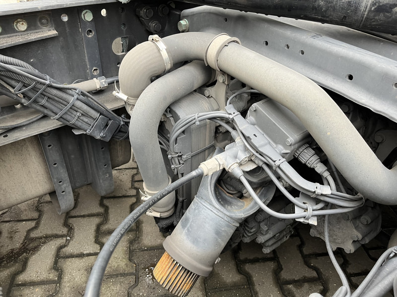 Тягач MAN TGX 18.460 XXL / Motor Defect -> Not Running / Retarder / 645 dkm / 2 Tanks: фото 9