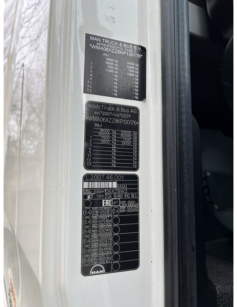 Тягач MAN TGX 18.460 XXL / Motor Defect -> Not Running / Retarder / 645 dkm / 2 Tanks: фото 14