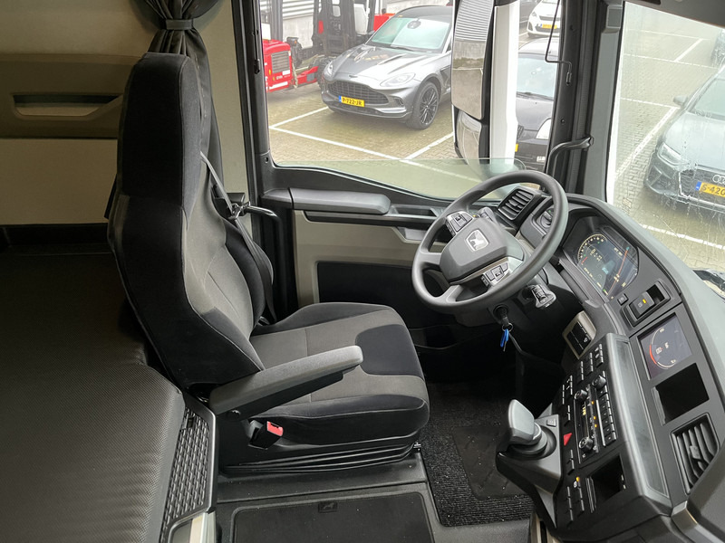 MAN TGX 18.470 GX / ZF Retarder / 82 dkm / 2 Tanks / LED / NL Truck - Тягач: фото 3 MAN TGX 18.470 GX / ZF Retarder / 82 dkm / 2 Tanks / LED / NL Truck - Тягач: фото 3