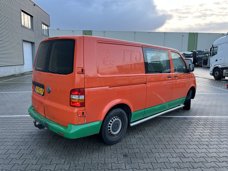 Volkswagen Transporter T5 2.5 TDI / L2 H1 / Double Cabin / Tow Bar - Легковой фургон, Грузопассажирский фургон: фото 2 Volkswagen Transporter T5 2.5 TDI / L2 H1 / Double Cabin / Tow Bar - Легковой фургон, Грузопассажирский фургон: фото 2