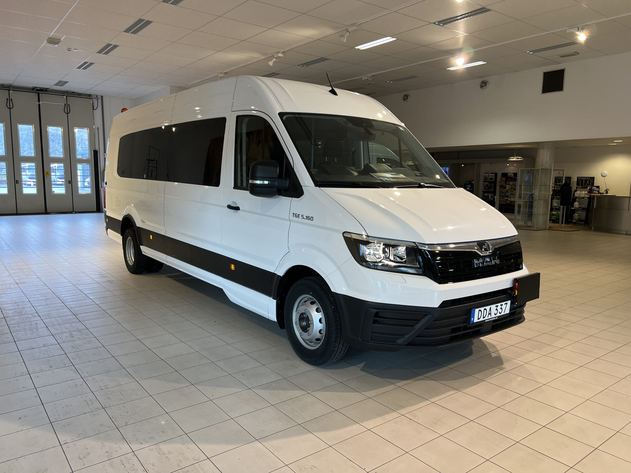 MAN TGE 5.160 Intercity - Микроавтобус, Пассажирский фургон: фото 1 MAN TGE 5.160 Intercity - Микроавтобус, Пассажирский фургон: фото 1