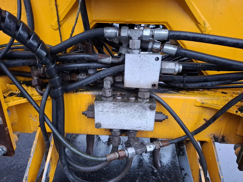 Навозоразбрасыватель Bouwlandbemester HT8250: фото 6