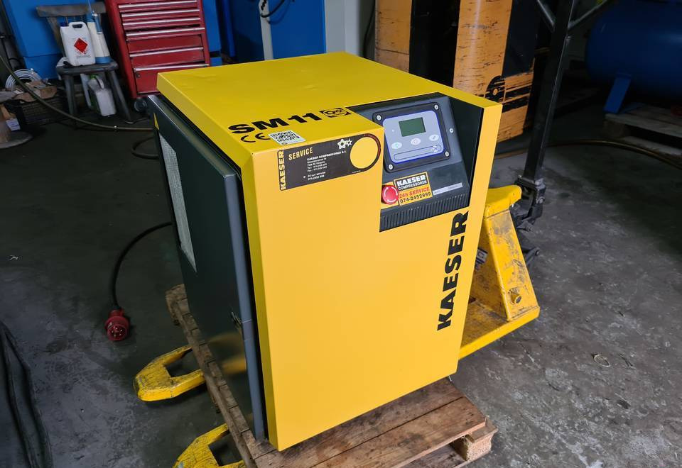 Kompresor śrubowy KAESER SM 11  7,5 kw - Воздушный компрессор: фото 3 Kompresor śrubowy KAESER SM 11  7,5 kw - Воздушный компрессор: фото 3
