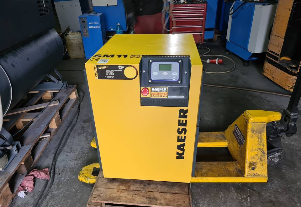 Kompresor śrubowy KAESER SM 11  7,5 kw - Воздушный компрессор: фото 4 Kompresor śrubowy KAESER SM 11  7,5 kw - Воздушный компрессор: фото 4