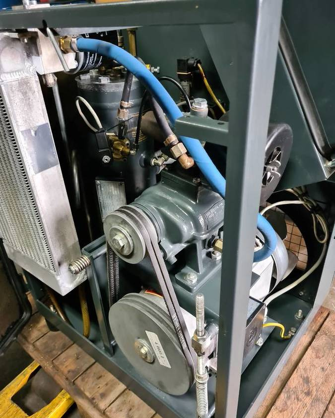 Kompresor śrubowy KAESER SM 11  7,5 kw - Воздушный компрессор: фото 5 Kompresor śrubowy KAESER SM 11  7,5 kw - Воздушный компрессор: фото 5