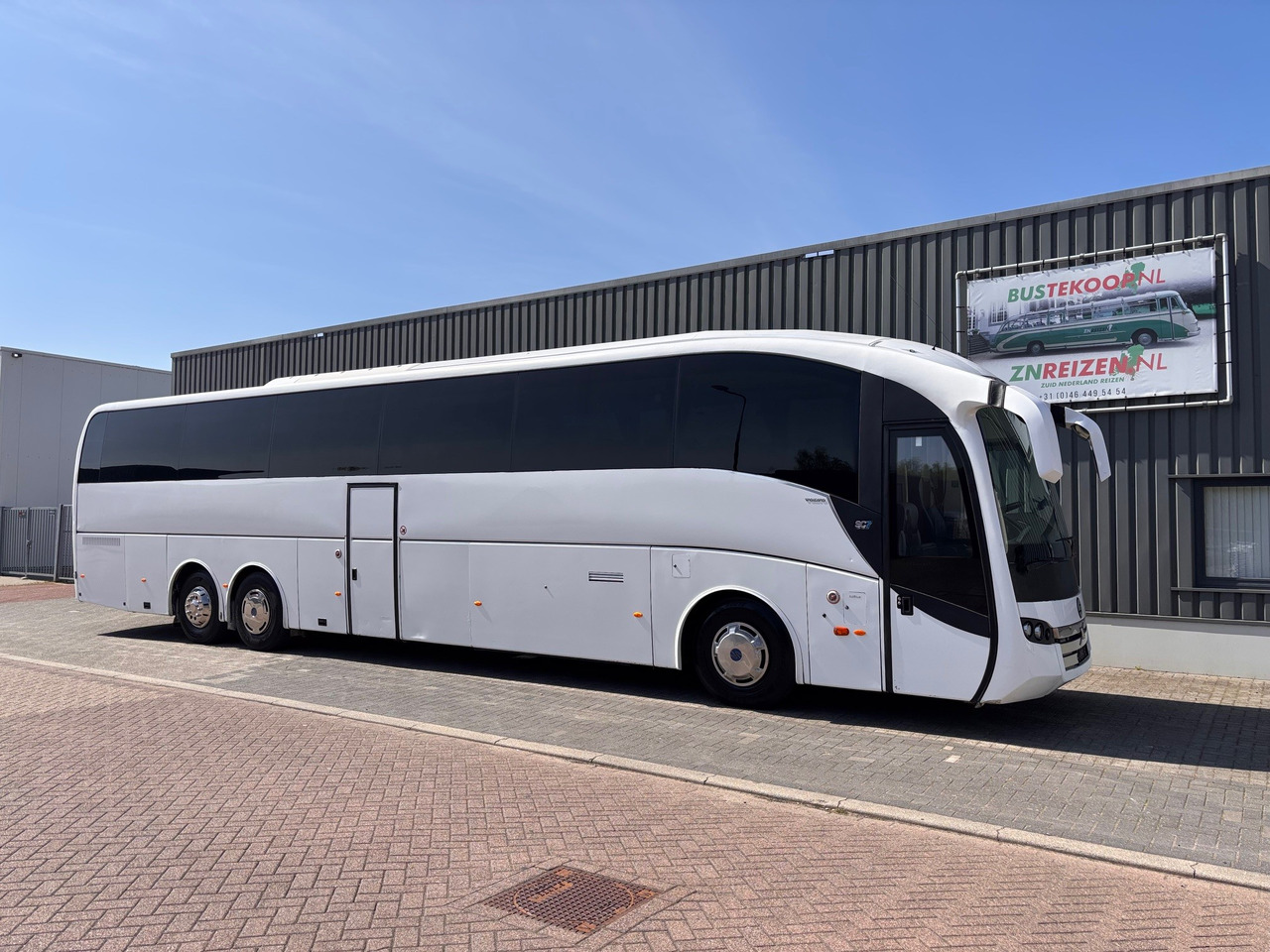Volvo B11R SUNSUNDEGUI SC7, Euro 6. - Туристический автобус: фото 1 Volvo B11R SUNSUNDEGUI SC7, Euro 6. - Туристический автобус: фото 1