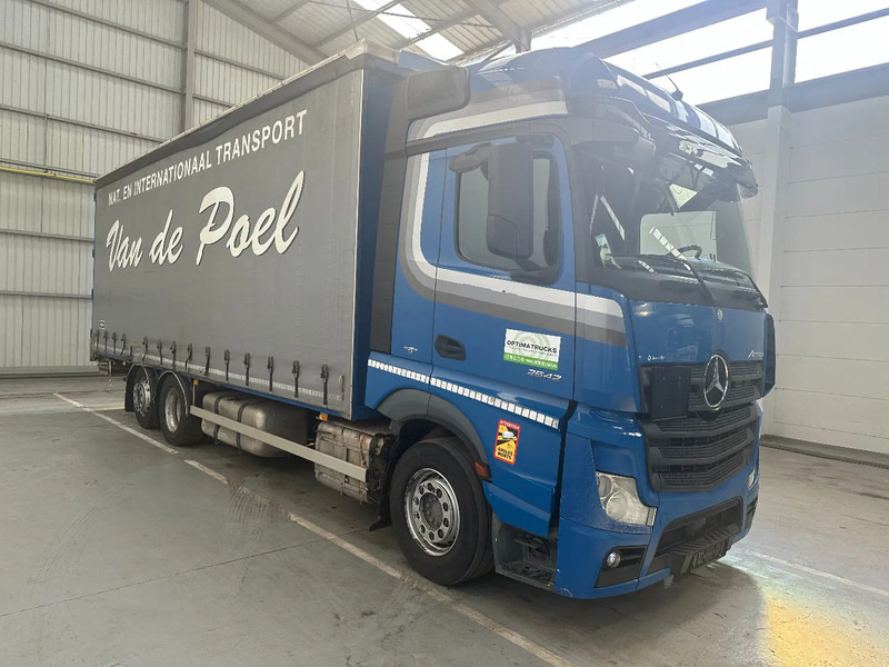 Mercedes-Benz Actros 2642 6x2 - Тентованный грузовик: фото 4 Mercedes-Benz Actros 2642 6x2 - Тентованный грузовик: фото 4