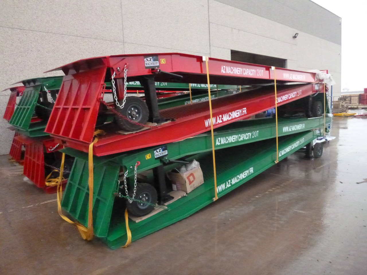 **RENTAL** Large Mobile dock ramp, uncouplable AZ RAMP - KING VERSION, BIG FOOT LLO 20 T - Погрузочная рампа: фото 4 **RENTAL** Large Mobile dock ramp, uncouplable AZ RAMP - KING VERSION, BIG FOOT LLO 20 T - Погрузочная рампа: фото 4