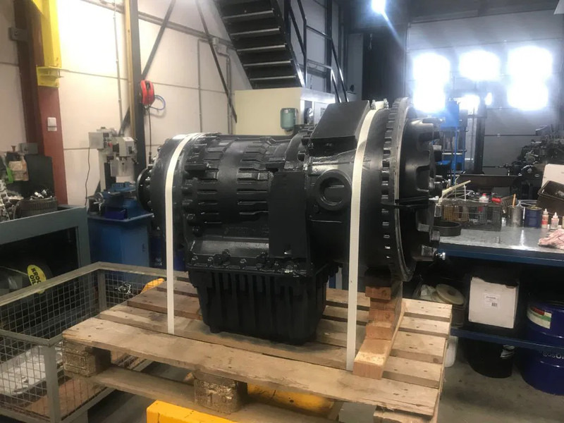 Volvo PT1560 22518 22545 22649 - Коробка передач: фото 4 Volvo PT1560 22518 22545 22649 - Коробка передач: фото 4