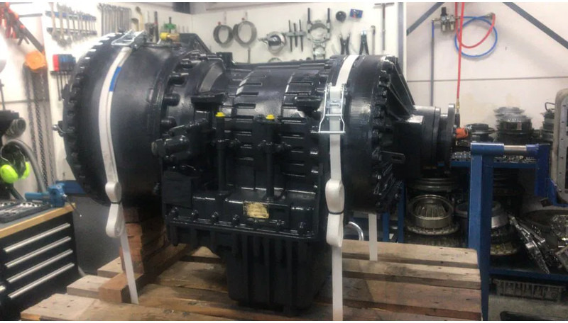 Volvo PT1560 22518 22545 22649 - Коробка передач: фото 2 Volvo PT1560 22518 22545 22649 - Коробка передач: фото 2