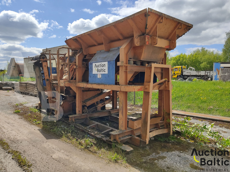 BMD RA700/4 - Техника для обработки почвы: фото 1 BMD RA700/4 - Техника для обработки почвы: фото 1