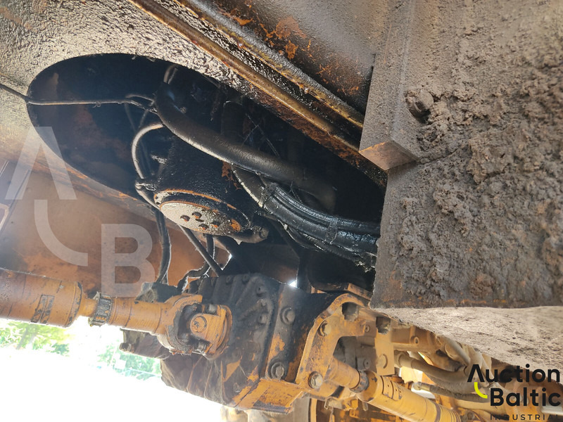 Колёсный экскаватор Case WX 150: фото 14