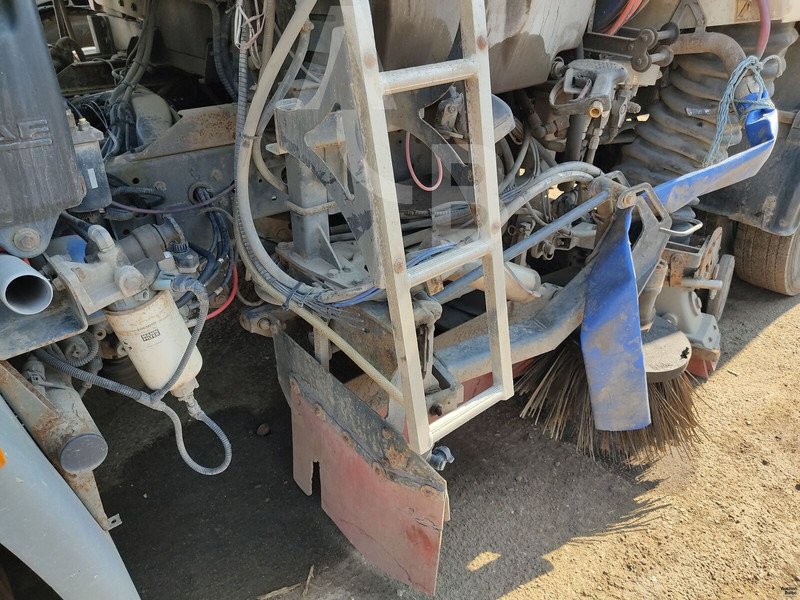 Подметально-уборочная машина DAF LF45.160: фото 13 Подметально-уборочная машина DAF LF45.160: фото 13