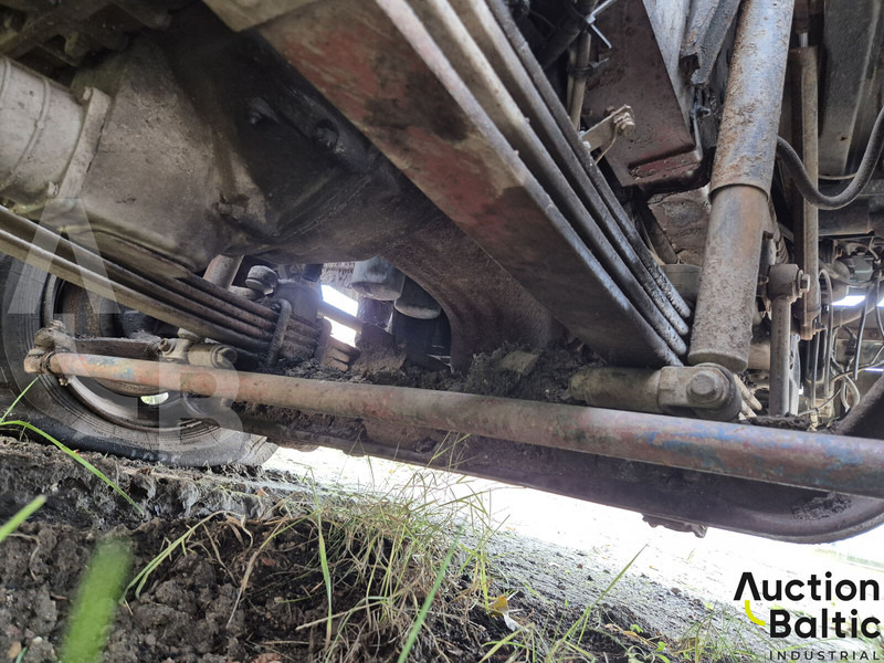 Самосвал Iveco 260 E27: фото 9