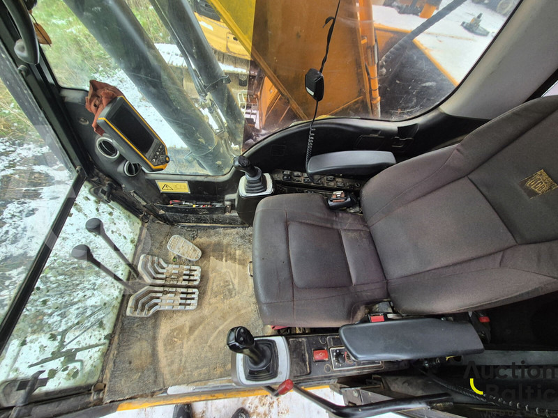 JCB JS 200 LC T4 - Гусеничный экскаватор: фото 5 JCB JS 200 LC T4 - Гусеничный экскаватор: фото 5