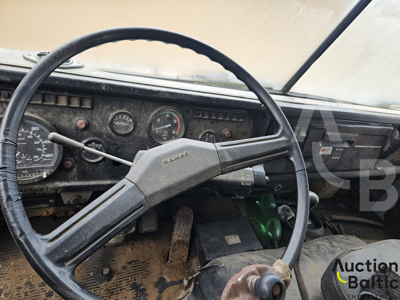 Самосвал Kamaz 55111: фото 10 Самосвал Kamaz 55111: фото 10